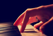 王楚钦与世界前十交手记录:林诗栋5胜2负,小莫10胜1负,平一人.